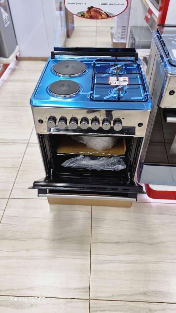 Cuisinière mixte électrique & gaz